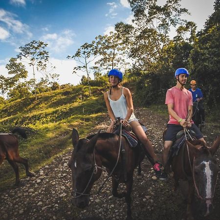 Hotel Arenal Country Inn La Fortuna Екстериор снимка